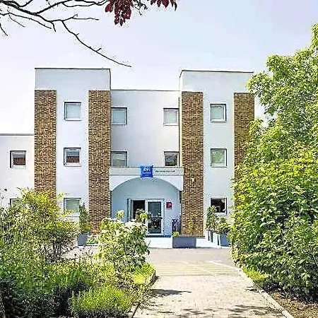 Ibis Budget Valenciennes Petite Foret 2*