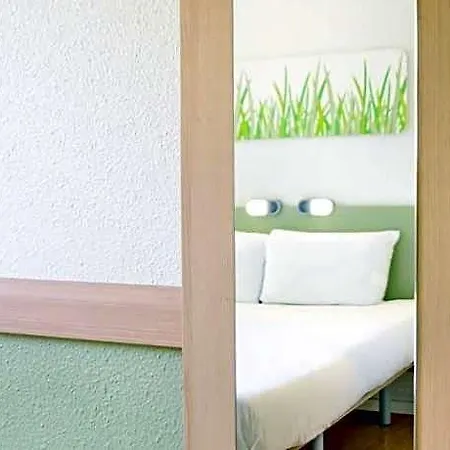 Hotel Ibis Budget Valenciennes Petite Foret 2*