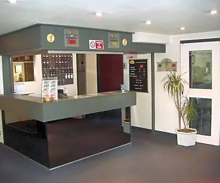 Ibis Budget Valenciennes Petite Foret Ennevelin